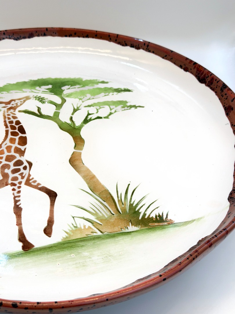 Travessa cerâmica savana — Yamaguchi Studio (peça única feita à mão por Marisa Yamaguchi)