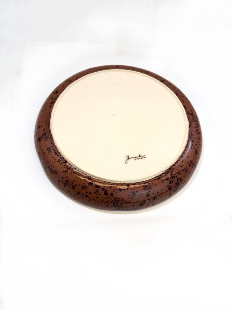 Travessa cerâmica savana — Yamaguchi Studio (peça única feita à mão por Marisa Yamaguchi)