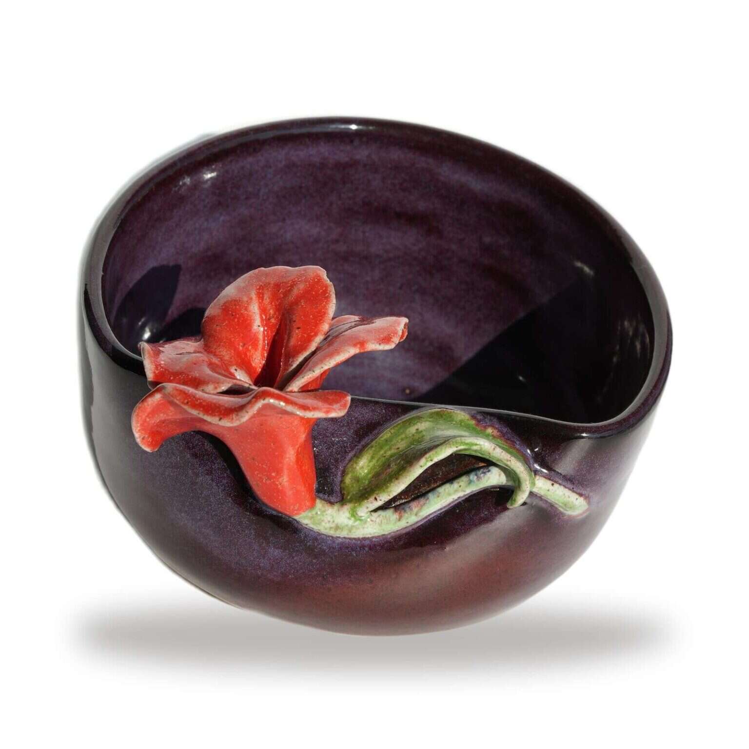 Cachepot Flor Vinho, cerâmica feita à mão por Marisa Yamaguchi, vista 3