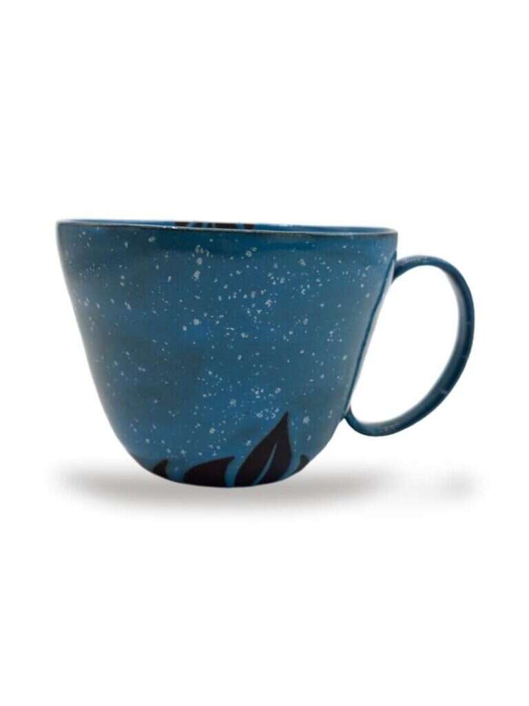 Xícara cerâmica azul-petróleo, Yamaguchi Studio (peça única feita à mão por Marisa Yamaguchi)