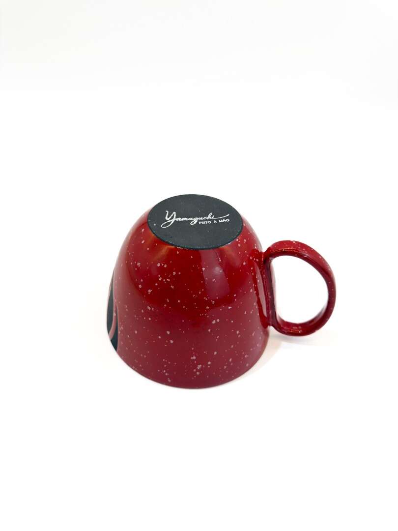 Xícara cerâmica vermelho, Yamaguchi Studio (peça única feita à mão por Marisa Yamaguchi)